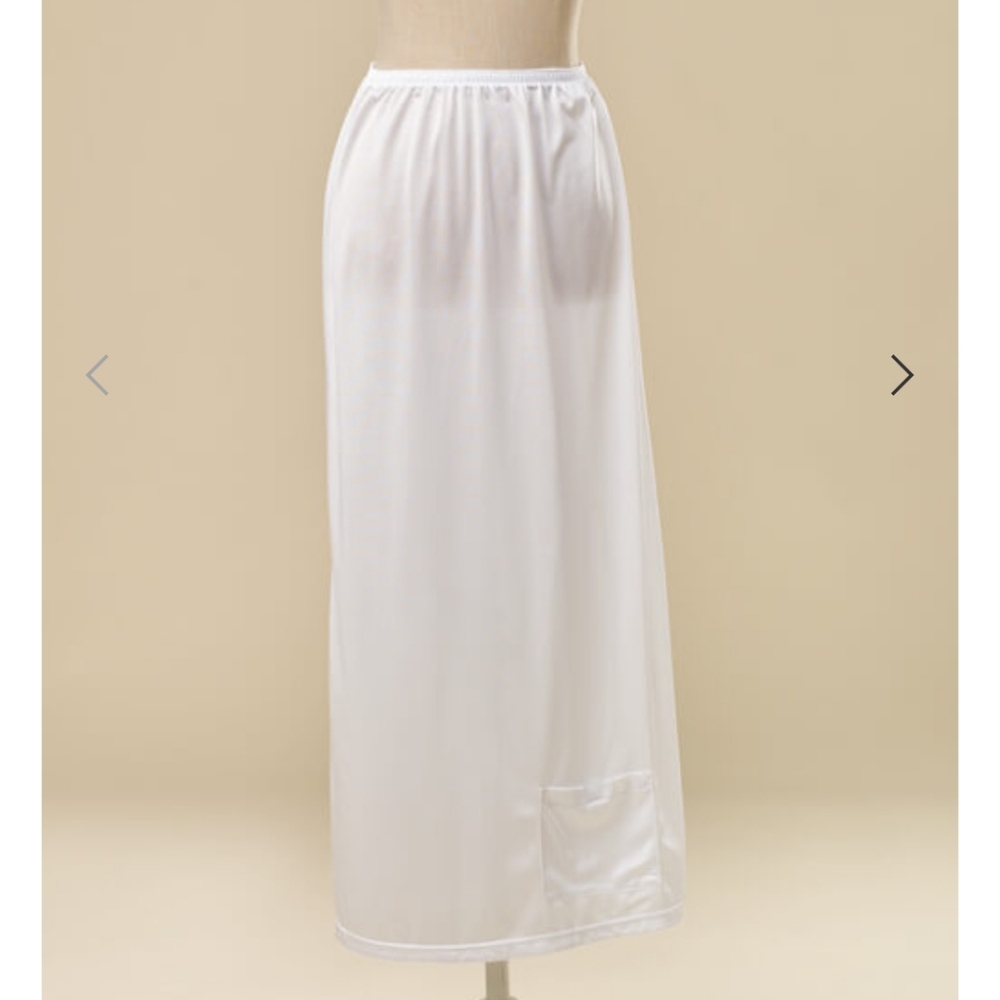 #145 White Elegance long half slip with one front pocket